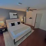 Houston Home Near The Hobby Airport