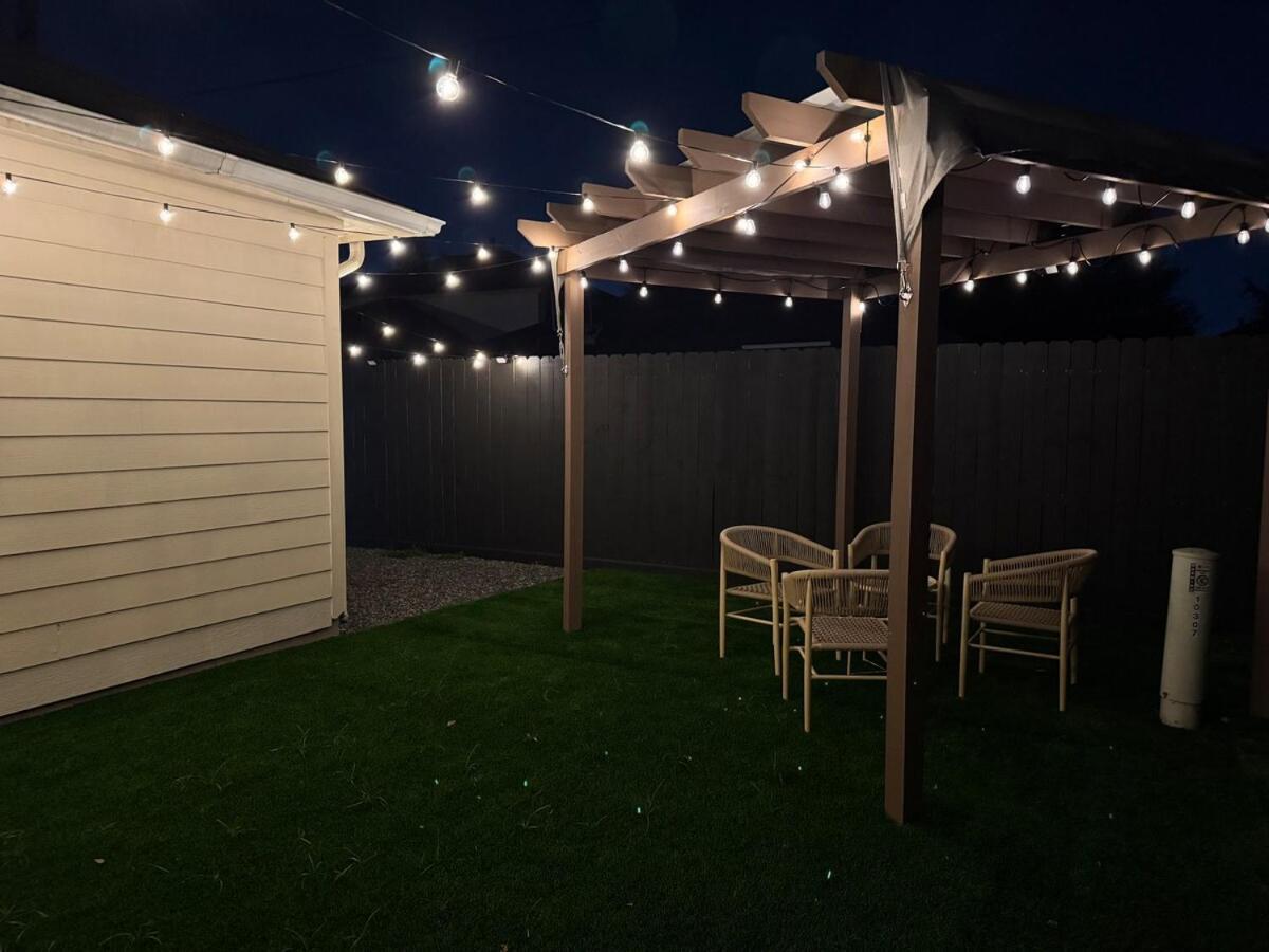 Holiday home Near The Hobby Airport *