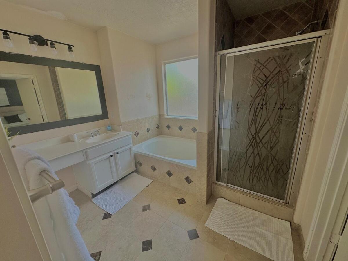 Near The Hobby Airport Holiday home Houston
